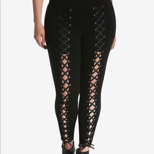 Lace up tights